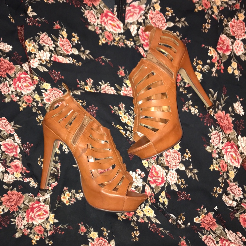 BOGO FREE! Brown Pierre Dumas shoes